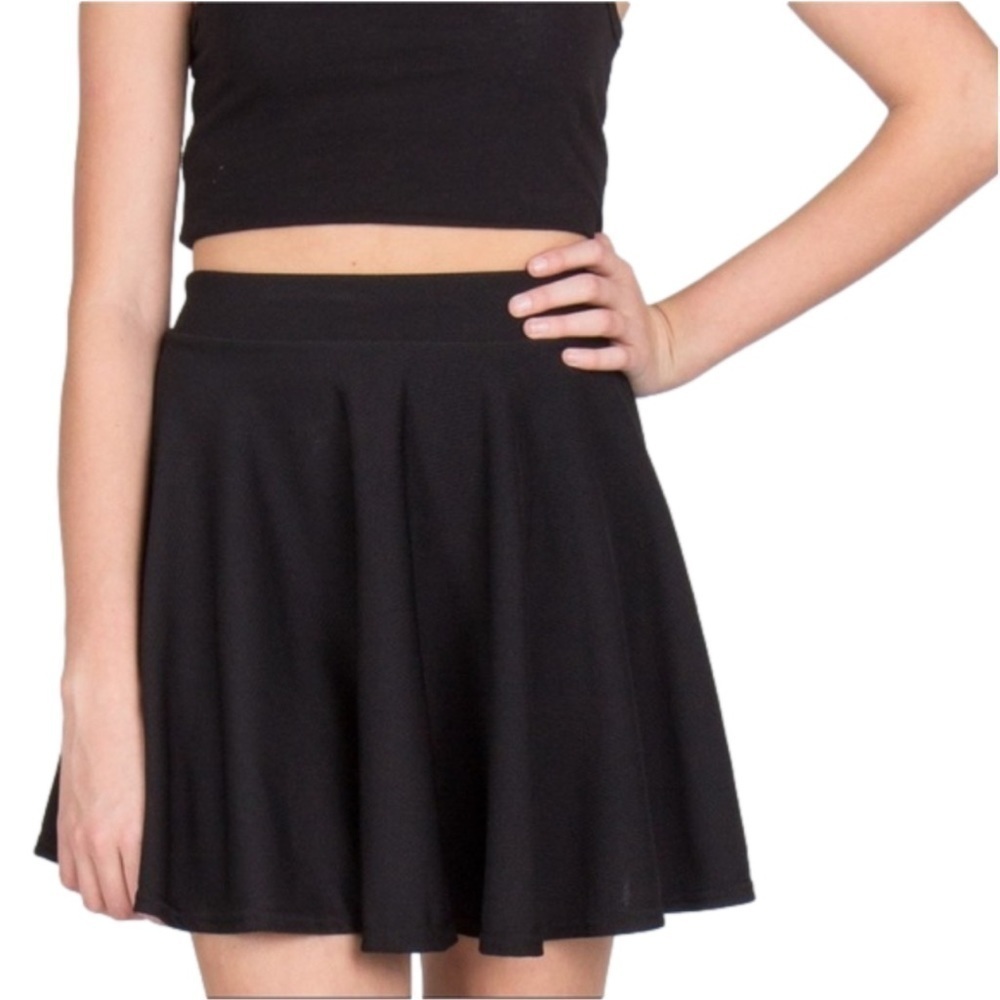 NWOT Dynamite Black Elastic Waist Pleated A-line Mini Skirt